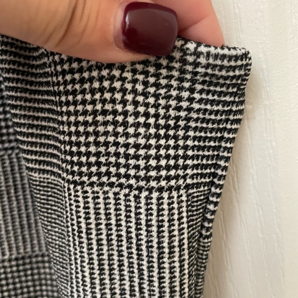 NWOT. ELLE A-LINE CASUAL DRESS. FIT AND FLARE SLEEVELESS BELTED DRESS - Picture 10 of 15